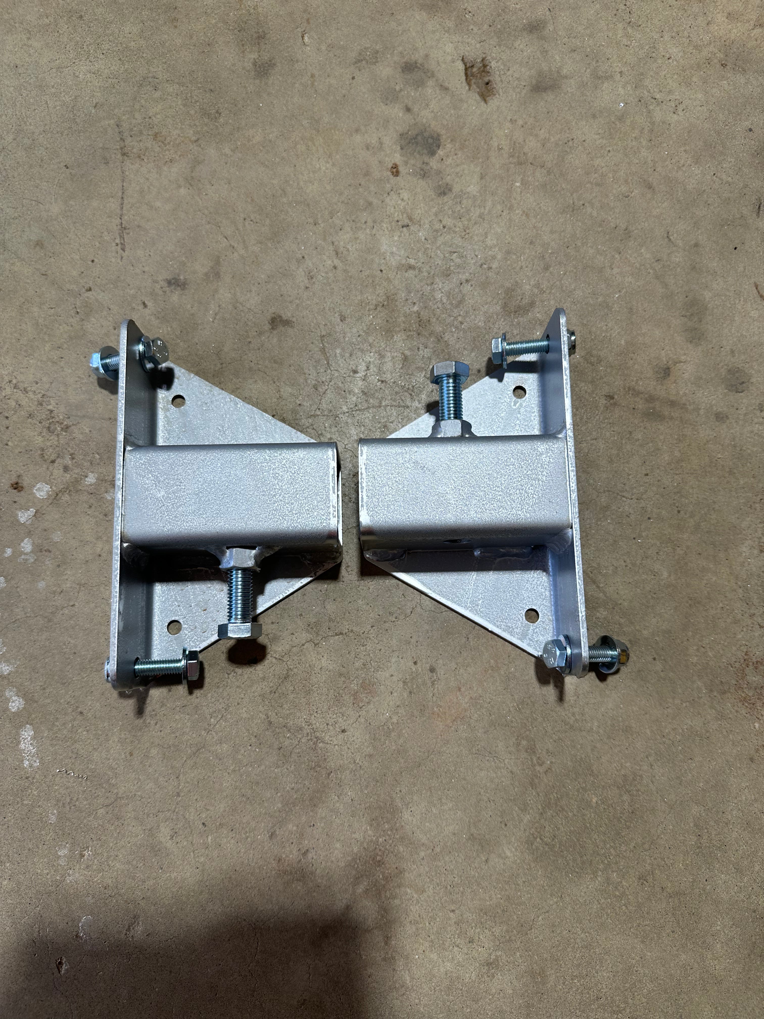 Ladder rack feet pair