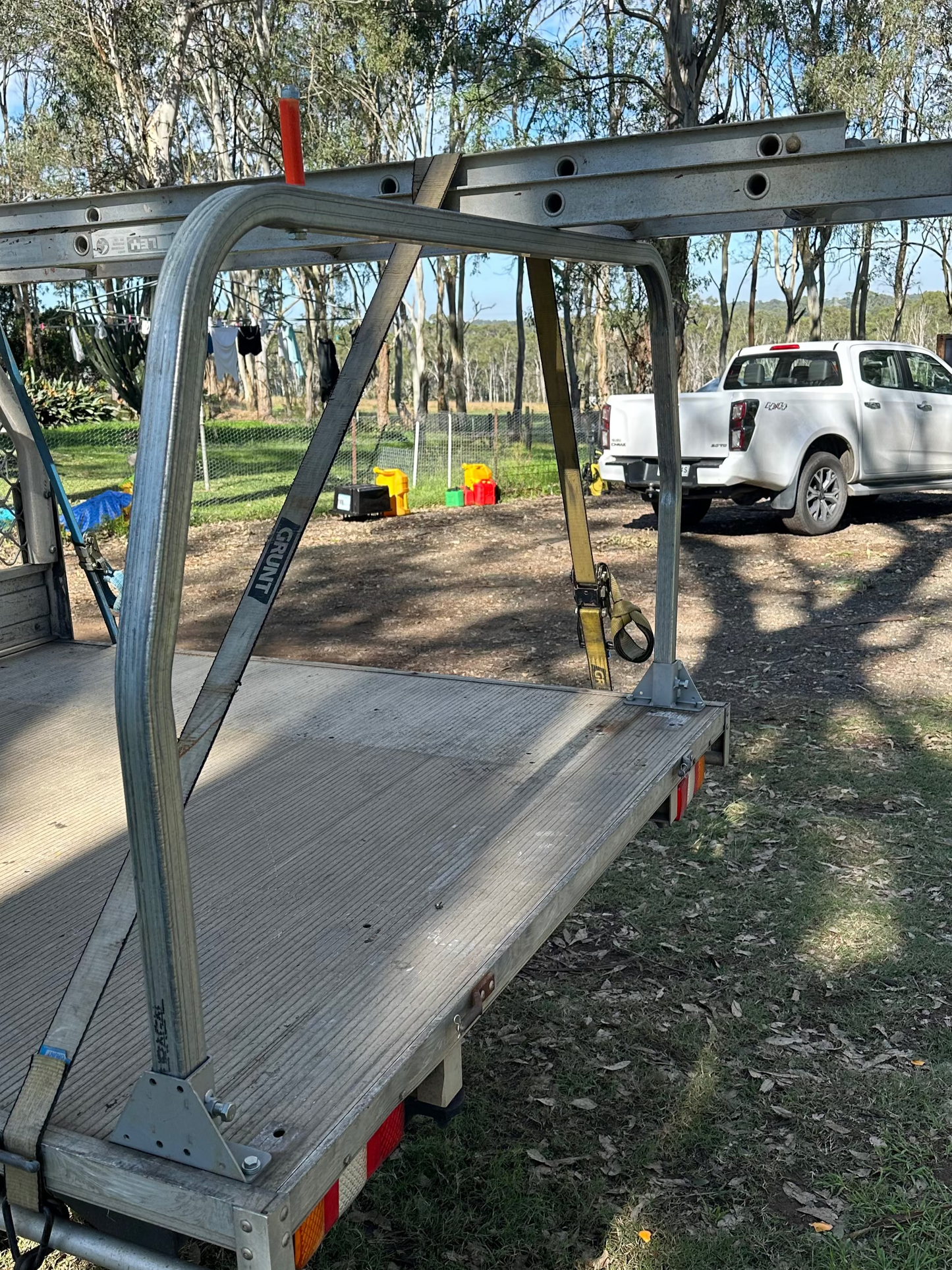 Universal Ladder rack