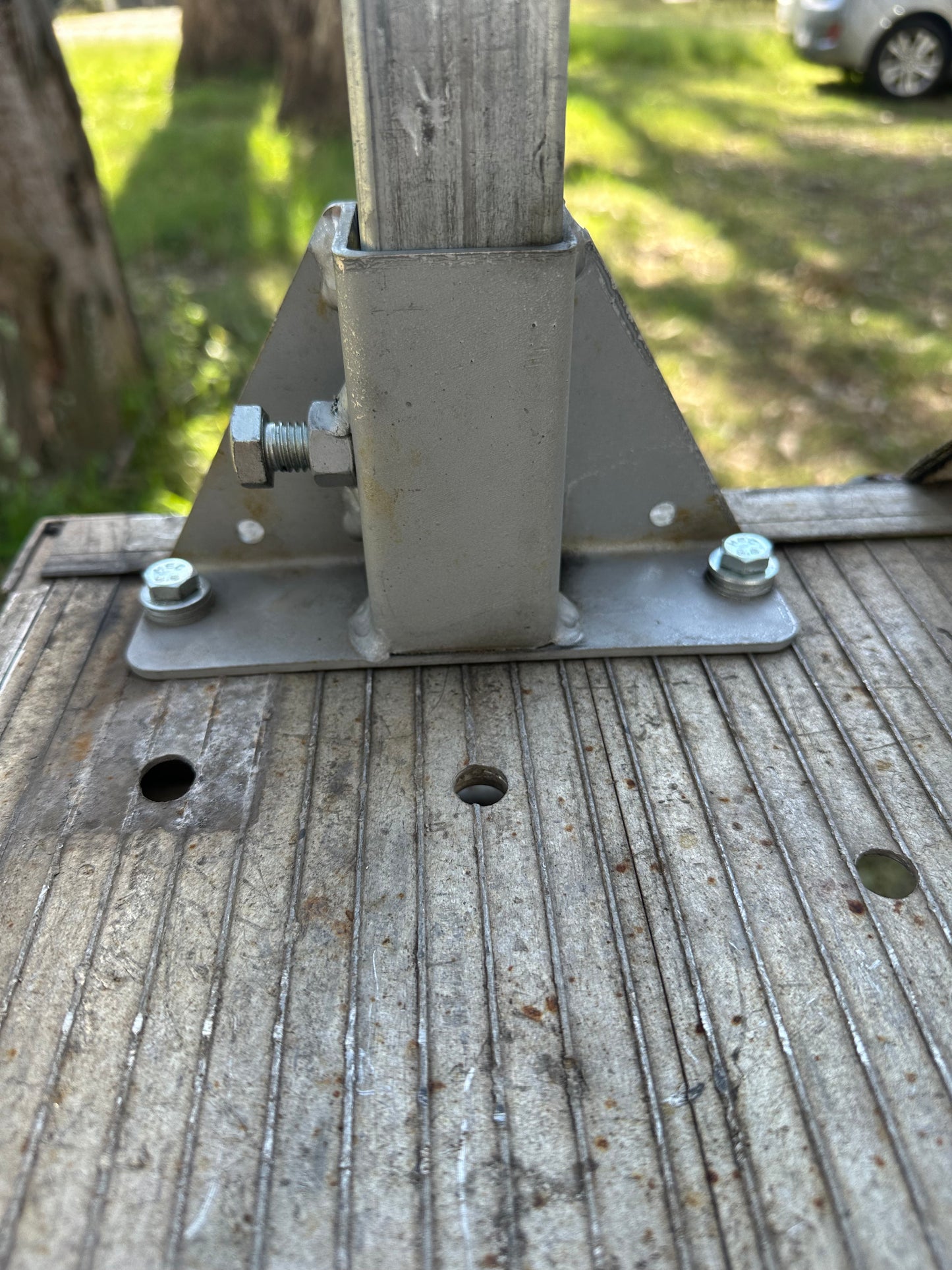 Australian-Made Universal Ladder Rack – Heavy-Duty Steel, Rated to 700 kg, Built for Utes & Trays