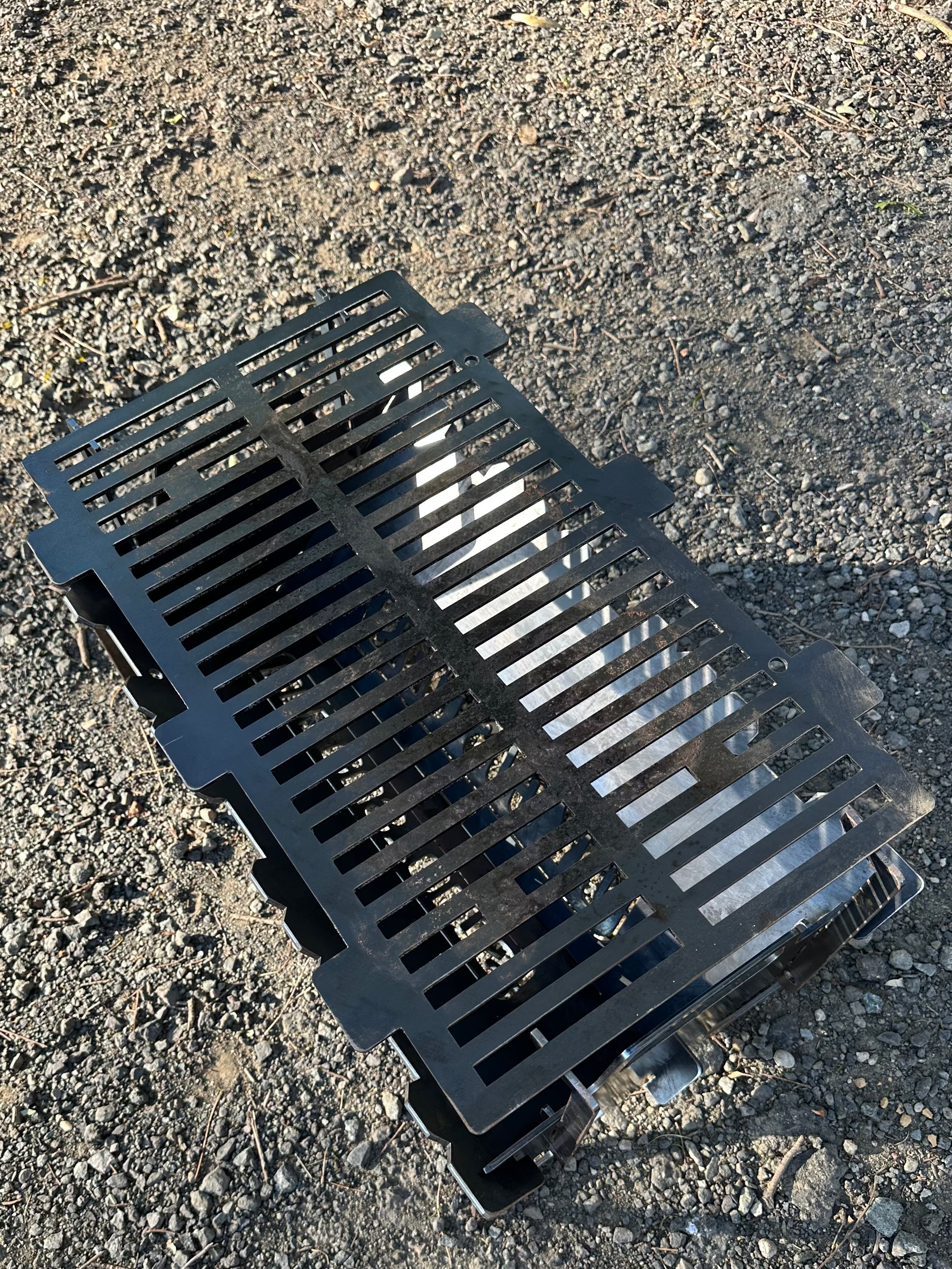 Flat-Pack BBQ Grill & Fire Pit