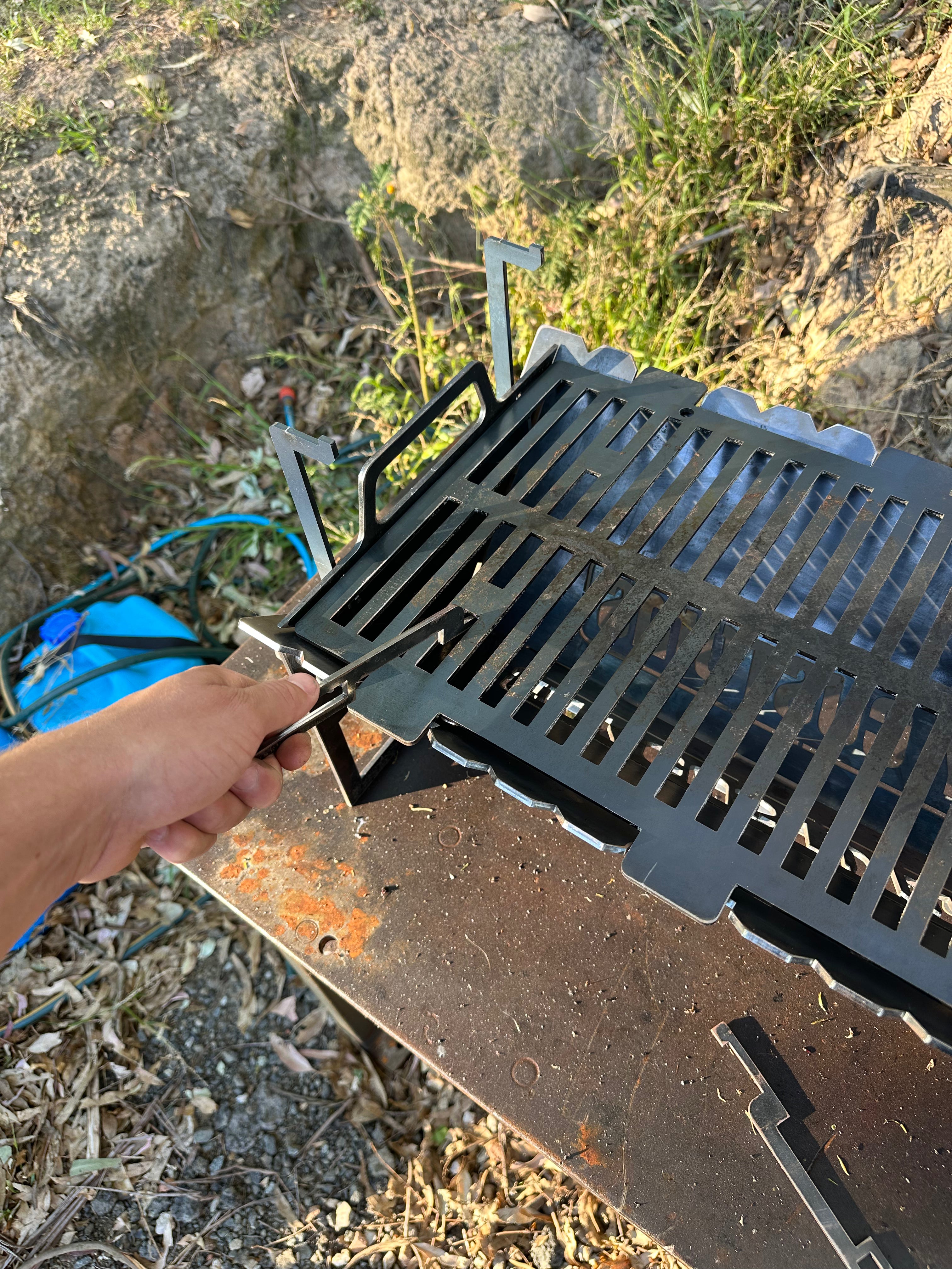 Flat-Pack BBQ Grill & Fire Pit