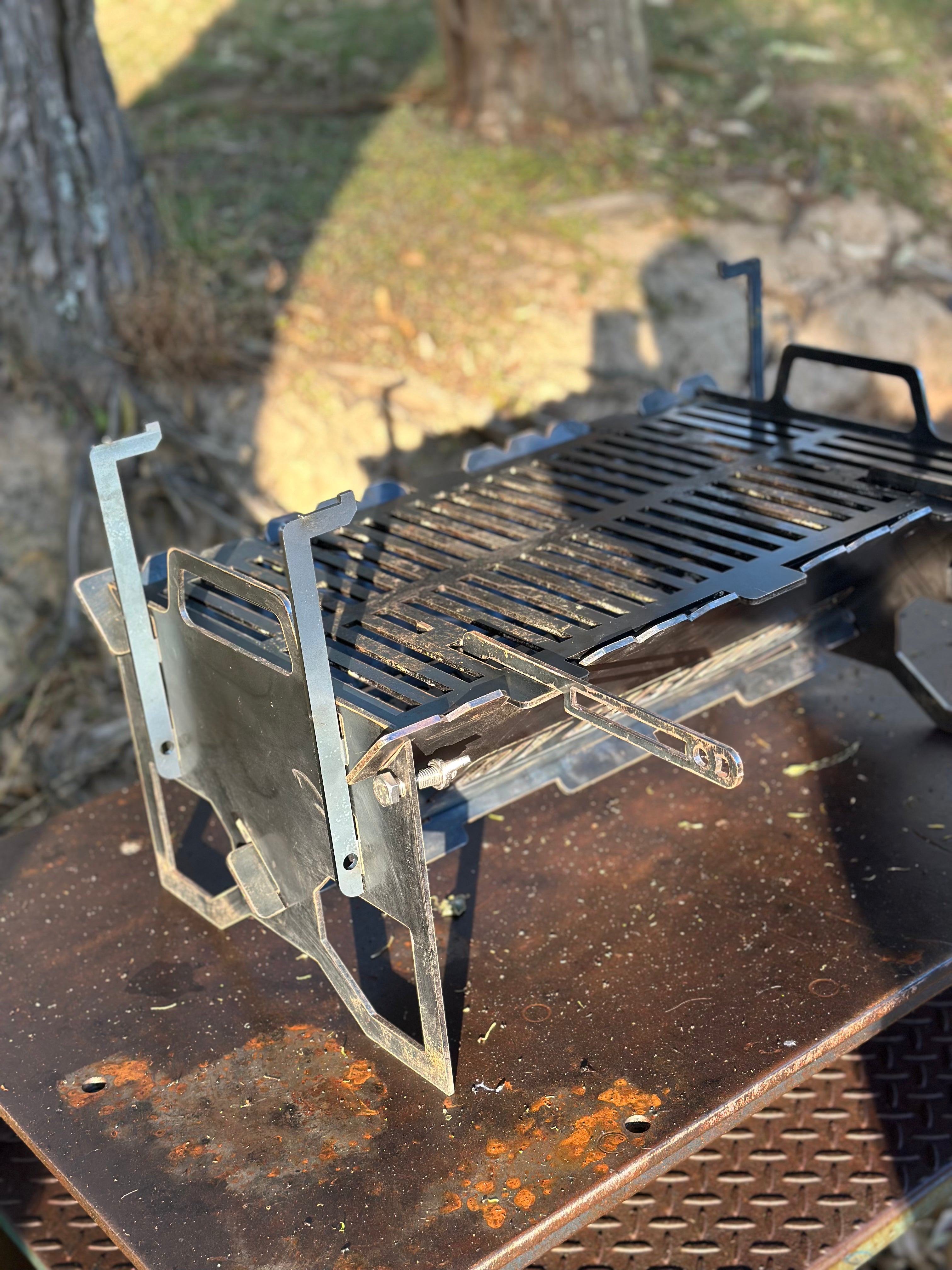 Flat-Pack BBQ Grill & Fire Pit