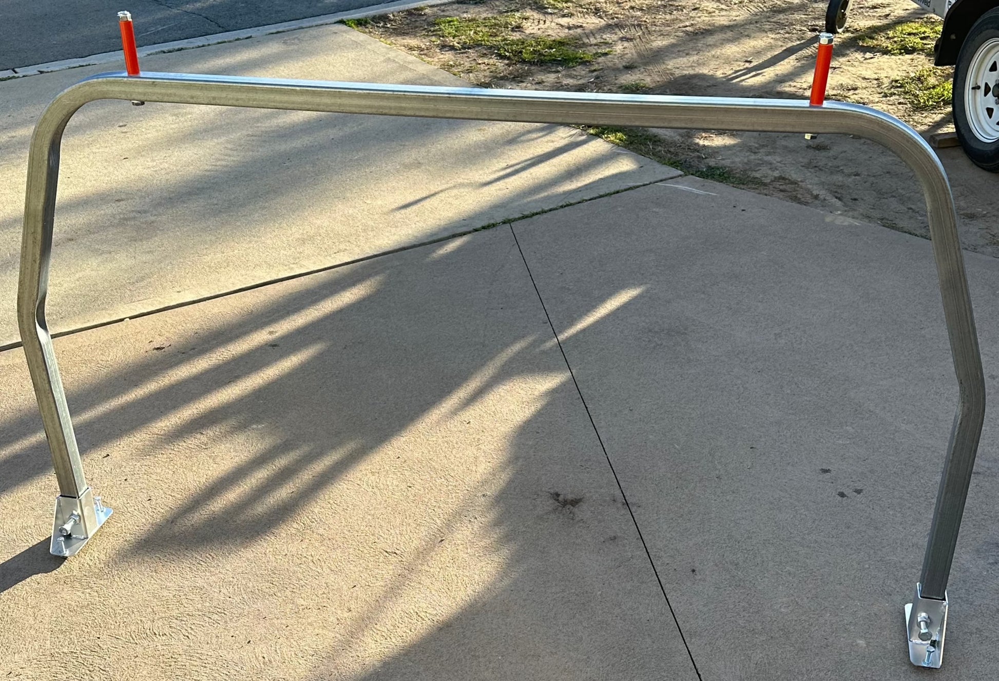 Universal Ladder rack – DIY Customs