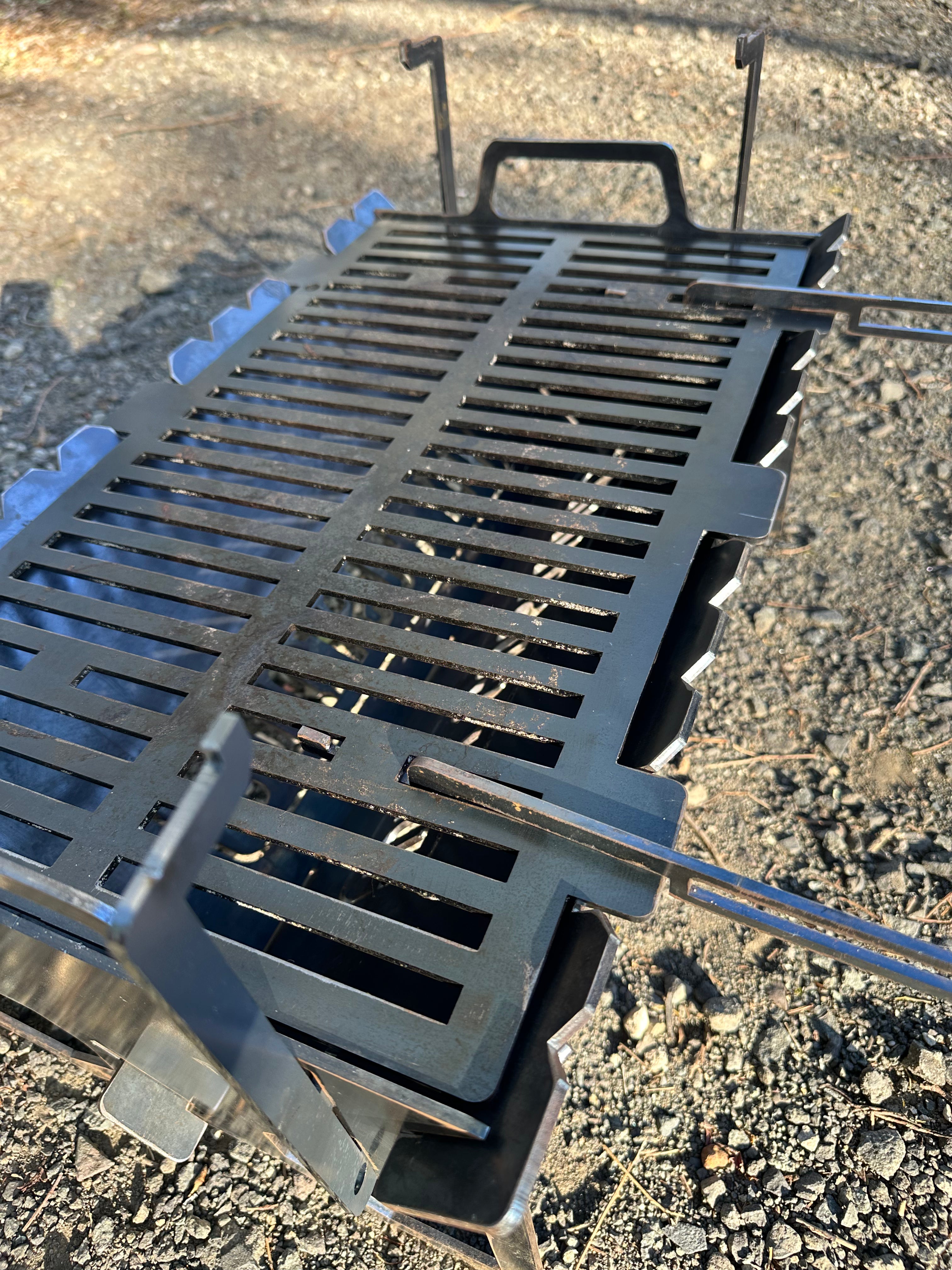 Flat-Pack BBQ Grill & Fire Pit