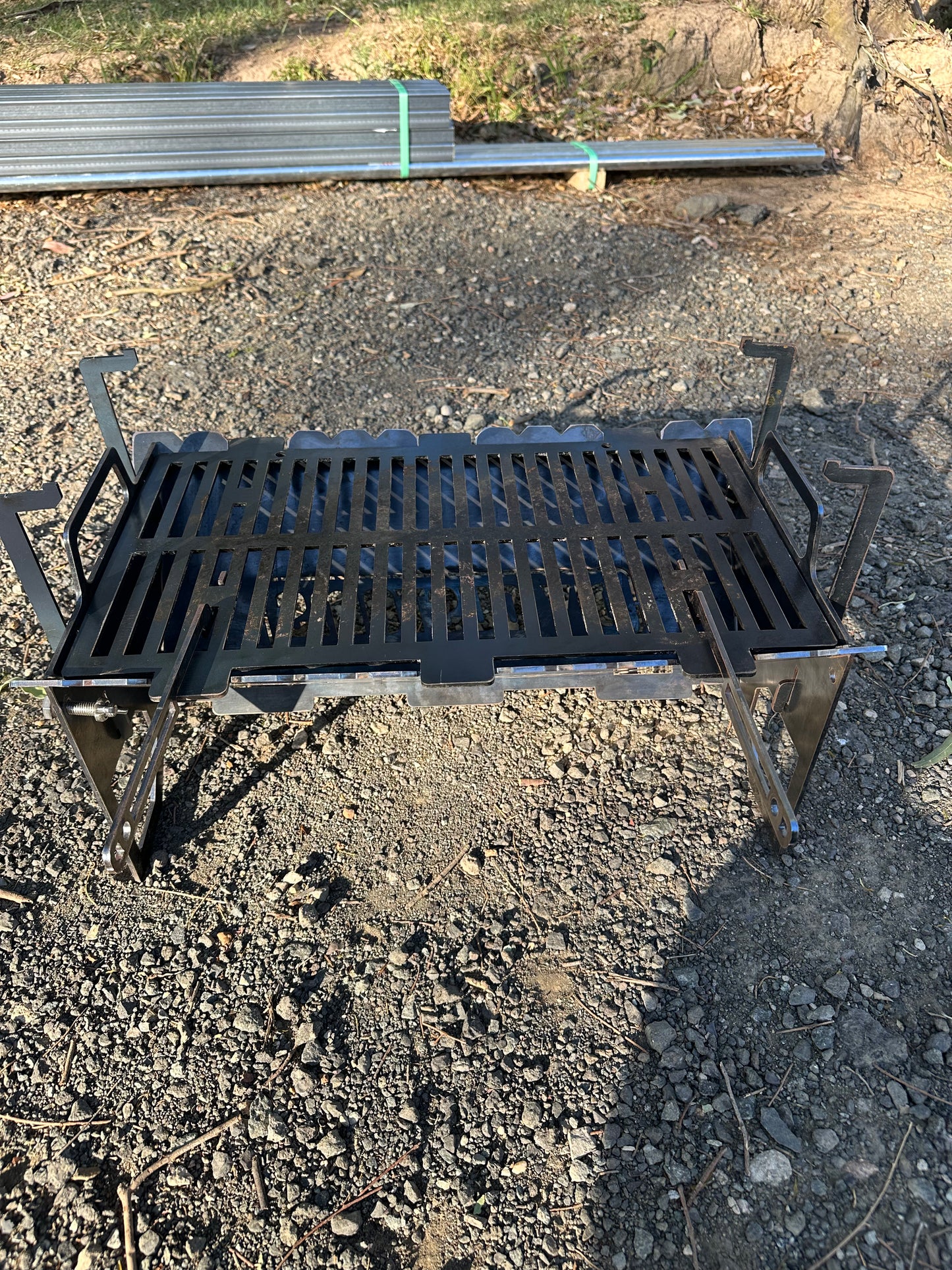 Flat-Pack BBQ Grill & Fire Pit