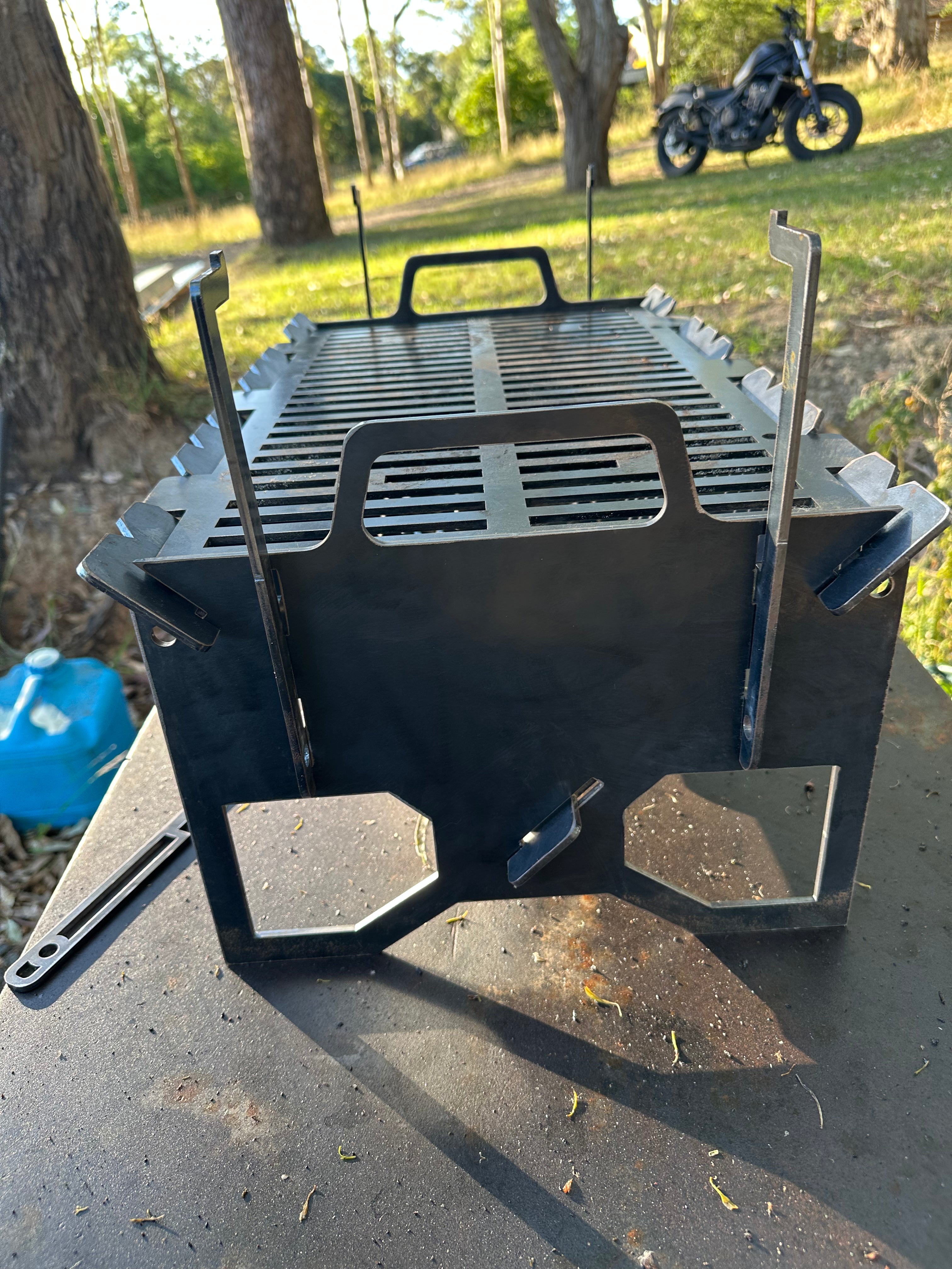 Flat-Pack BBQ Grill & Fire Pit