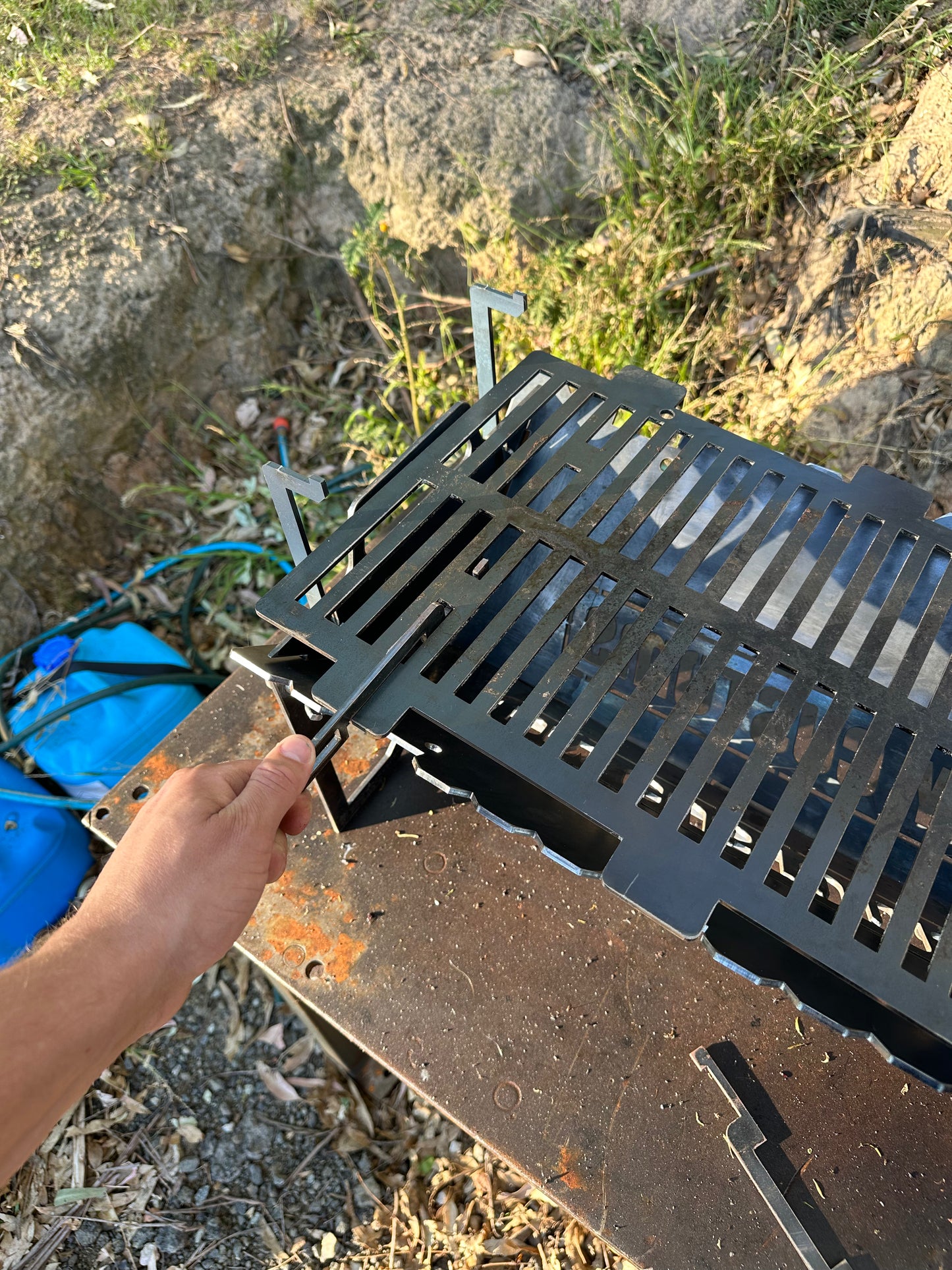 Flat-Pack BBQ Grill & Fire Pit