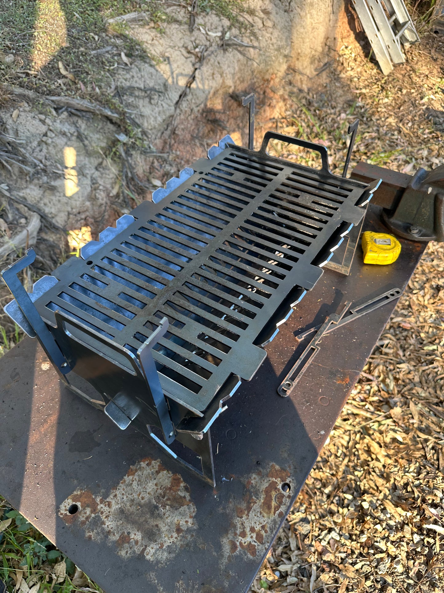 Flat-Pack BBQ Grill & Fire Pit