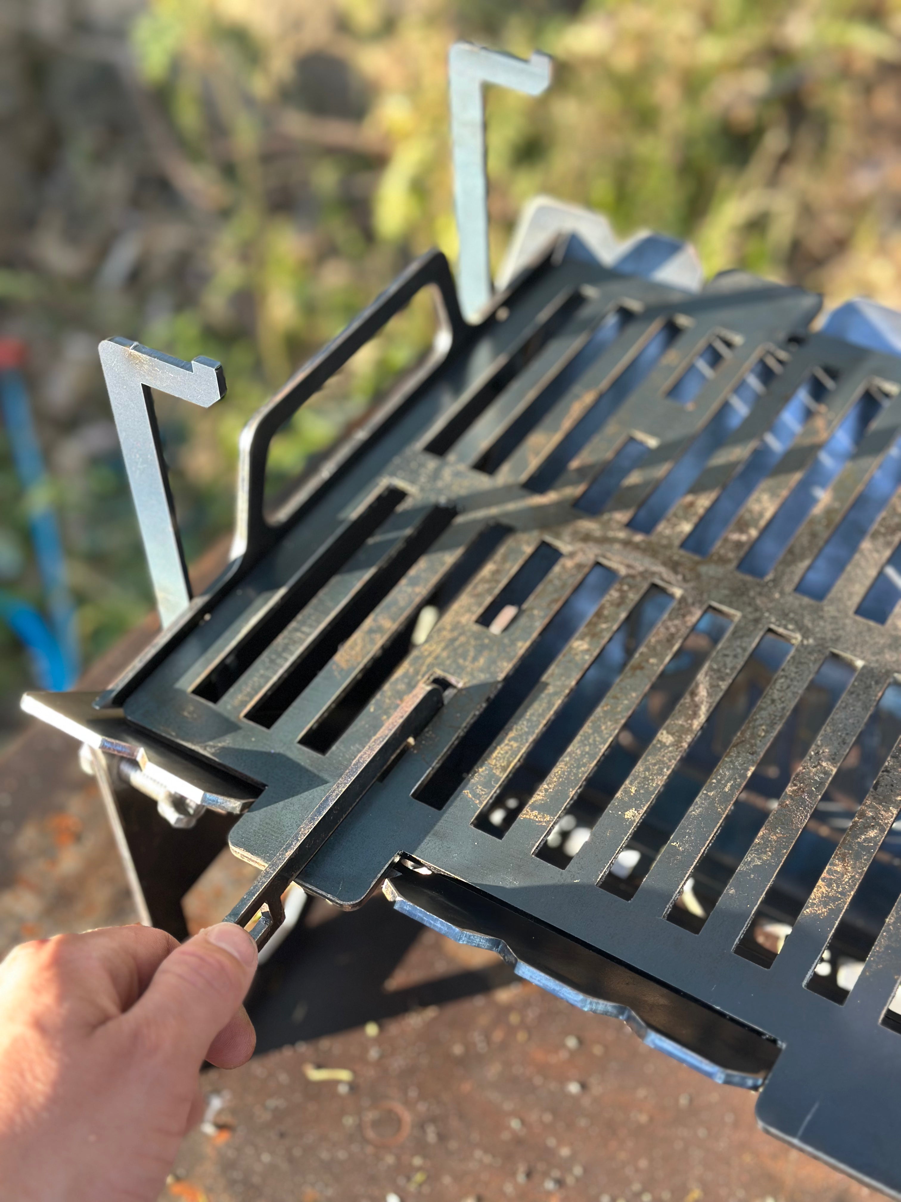 Flat-Pack BBQ Grill & Fire Pit
